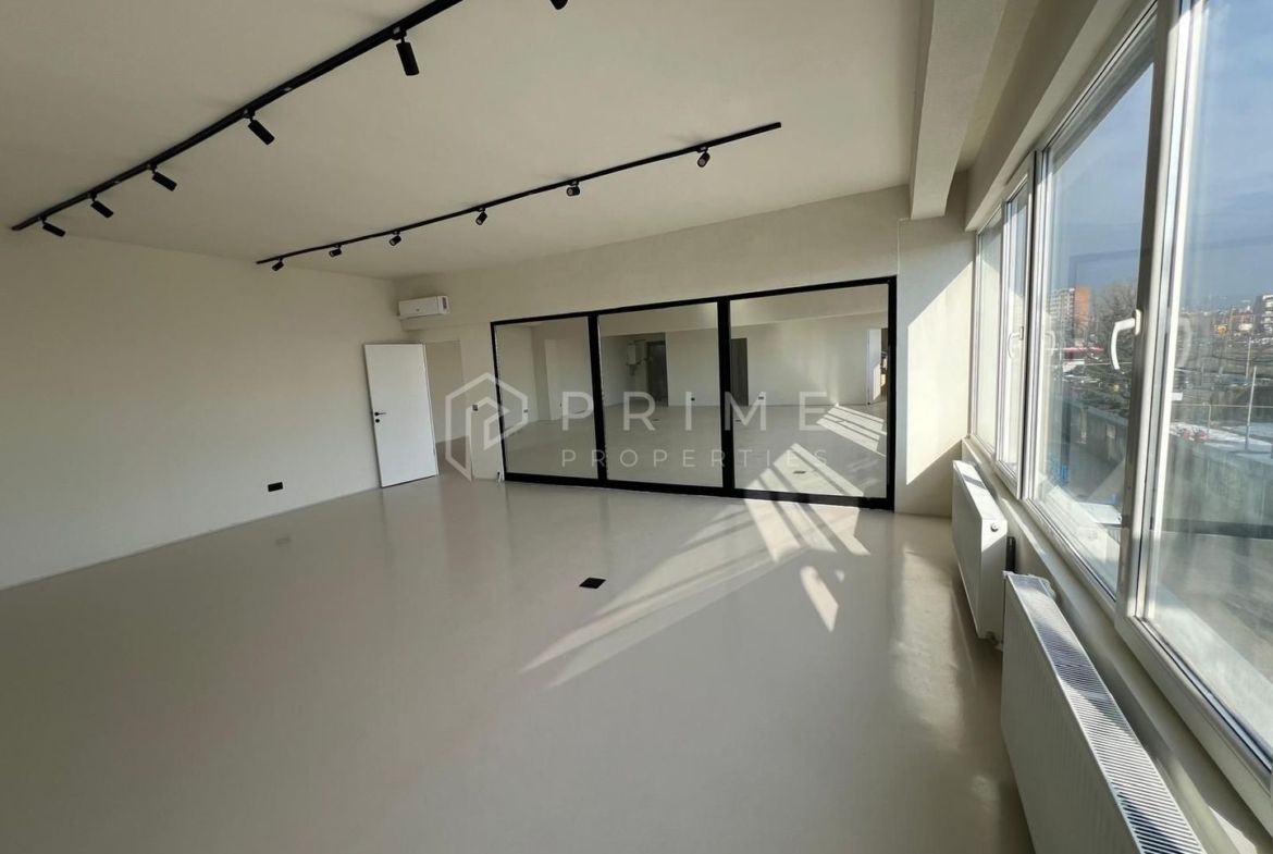 Spațiu de birouri de închiriat, zona industrială Libertății