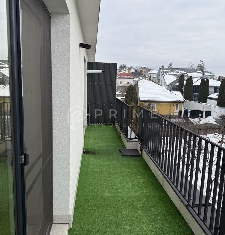Apartament 3 camere cu terase – ultim etaj – zona str. Papiu Ilarian