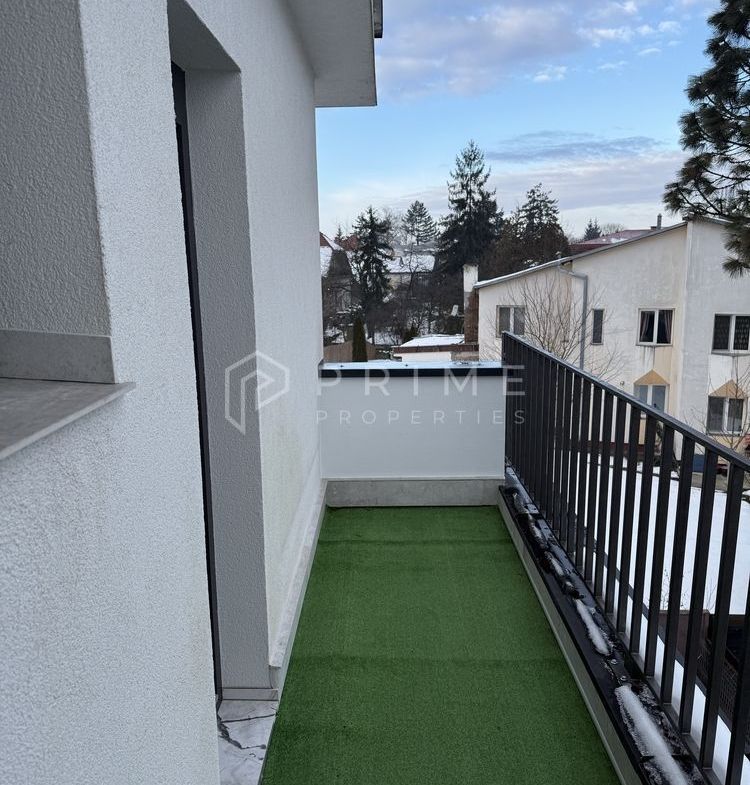 Apartament 3 camere cu terase – ultim etaj – zona str. Papiu Ilarian