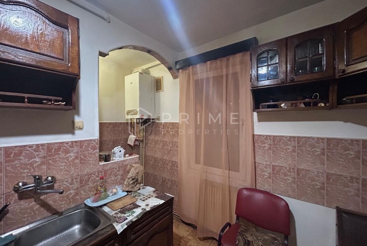 Apartament 3 camere de vânzare – spațios, luminos- str. Cutezanței