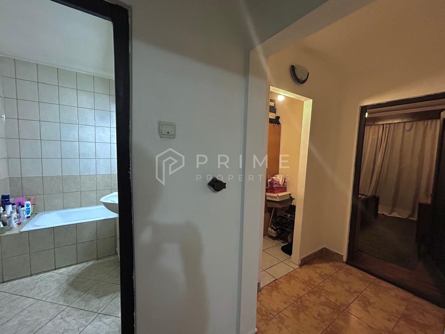 anBn-13159 Apartament 3 camere de vânzare – spațios, luminos- str. Cutezanței