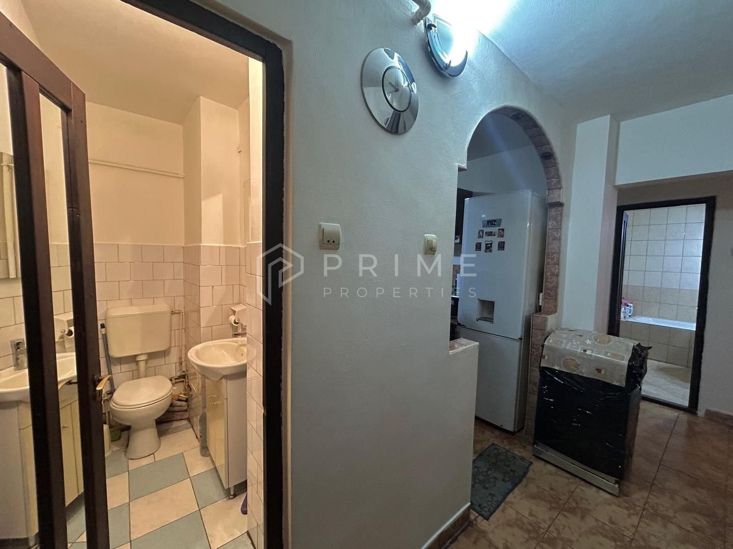 anBn-13160 Apartament 3 camere de vânzare – spațios, luminos- str. Cutezanței