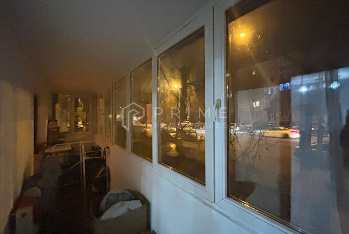 Apartament 3 camere de vânzare – spațios, luminos- str. Cutezanței