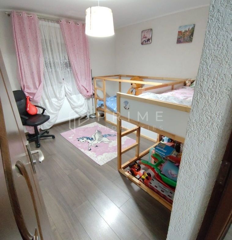 Casă superbă, pe un singur nivel – complet mobilată și utilată – Nazna