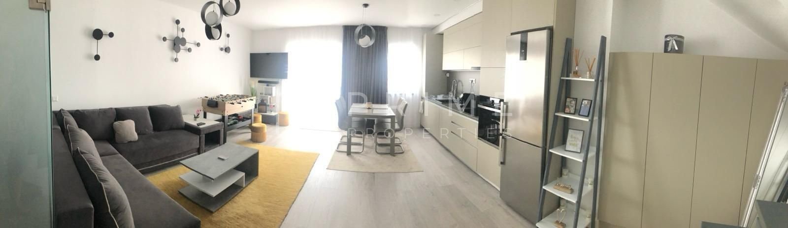 Apartament de lux pe 2 niveluri – Green Residence