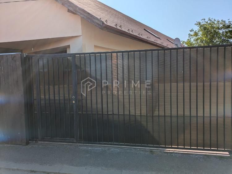 Clădire multifuncțională de vânzare sau închiriere – 7 Noiembrie