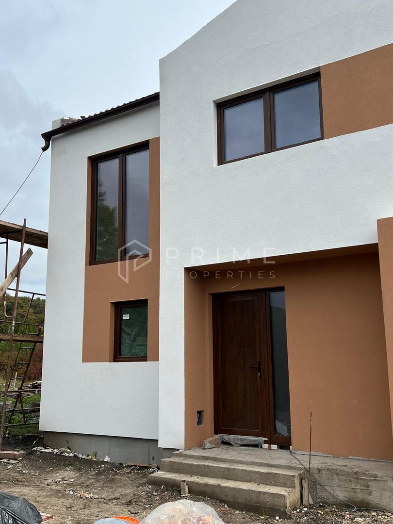 anBn-13468 Casă nouă tip duplex izolat fonic în Livezeni