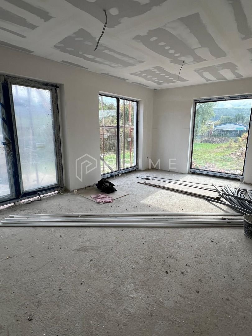 anBn-13471 Casă nouă tip duplex izolat fonic în Livezeni