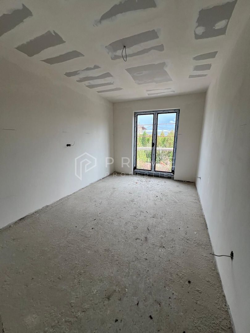 anBn-13472 Casă nouă tip duplex izolat fonic în Livezeni