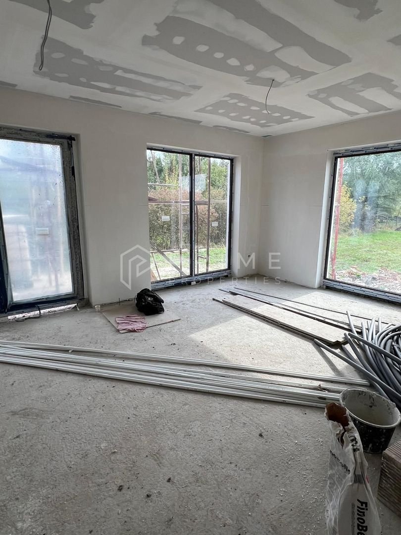 anBn-13476 Casă nouă tip duplex izolat fonic în Livezeni