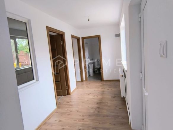 Casă cu 3 camere de vânzare, la cheie, în Unirii, Târgu Mureș