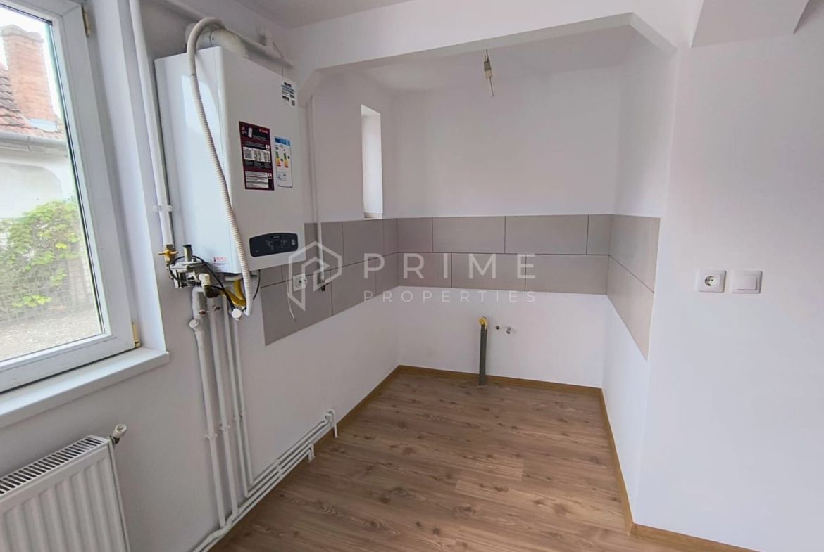 Casă cu 3 camere de vânzare, la cheie, în Unirii, Târgu Mureș
