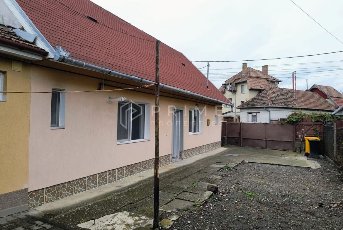 Casă cu 3 camere de vânzare, la cheie, în Unirii, Târgu Mureș