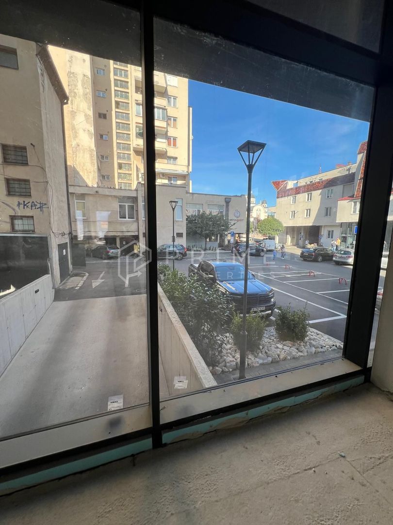 anBn-13555 Spațiu comercial premium de închiriat, 400 mp, ultracentral Tg. Mureș