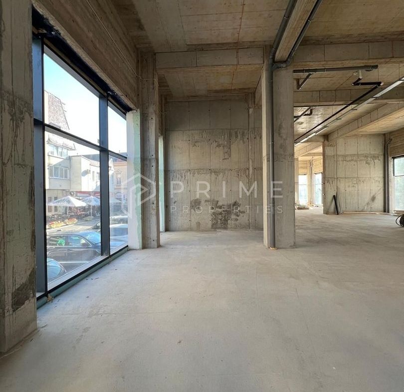 Spațiu comercial premium de închiriat, 400 mp, ultracentral Tg. Mureș