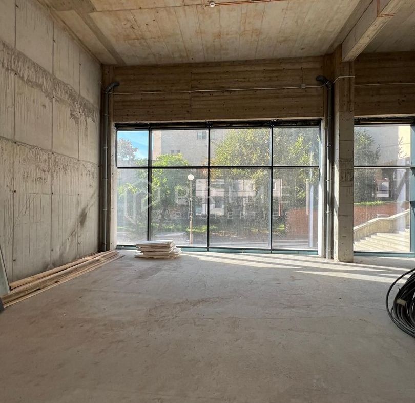 Spațiu comercial premium de închiriat, 400 mp, ultracentral Tg. Mureș