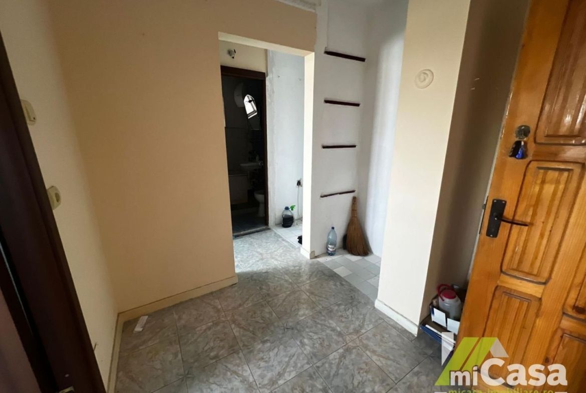 Apartament 2 camere – Micro 18, Galați