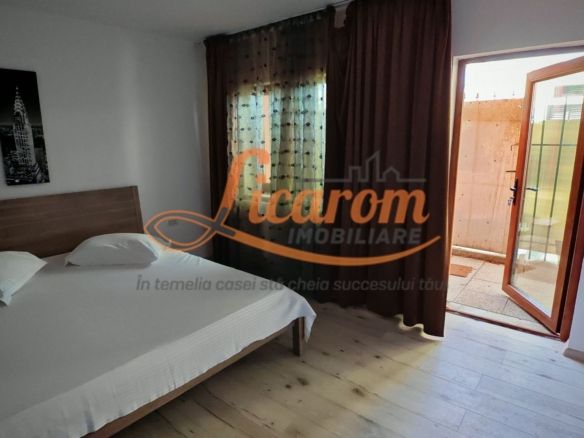 Vila 10 camere,pretabil compartimentare in 2 unitati separate,ASTRA.