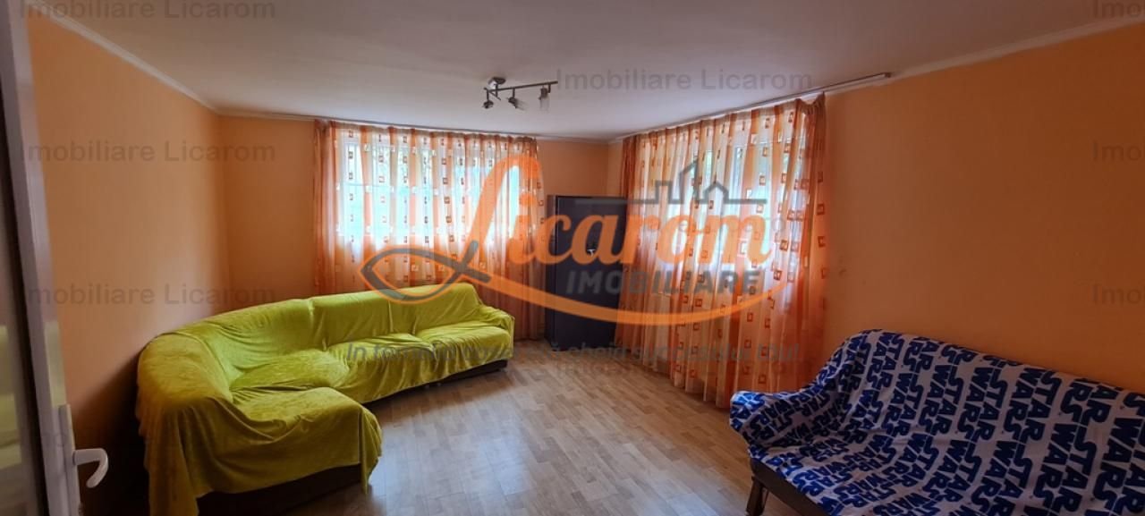 anBn-13760 Casa individuala cu 2 apartamente, 6 camere,teren 403 mp,ASTRA.
