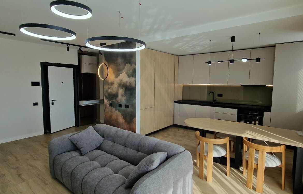 Apartament lux 80 mp utili 3 camere 2 bai si parcare subterana
