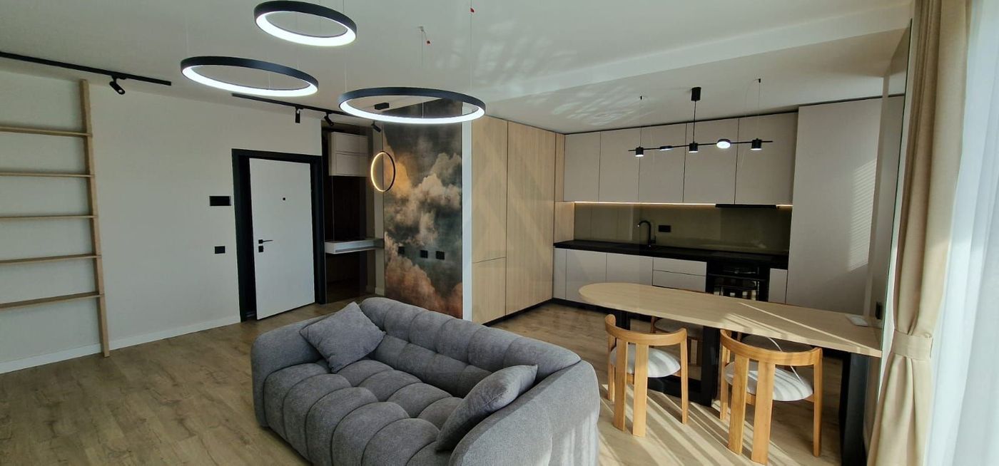 Apartament lux 80 mp utili 3 camere 2 bai si parcare subterana