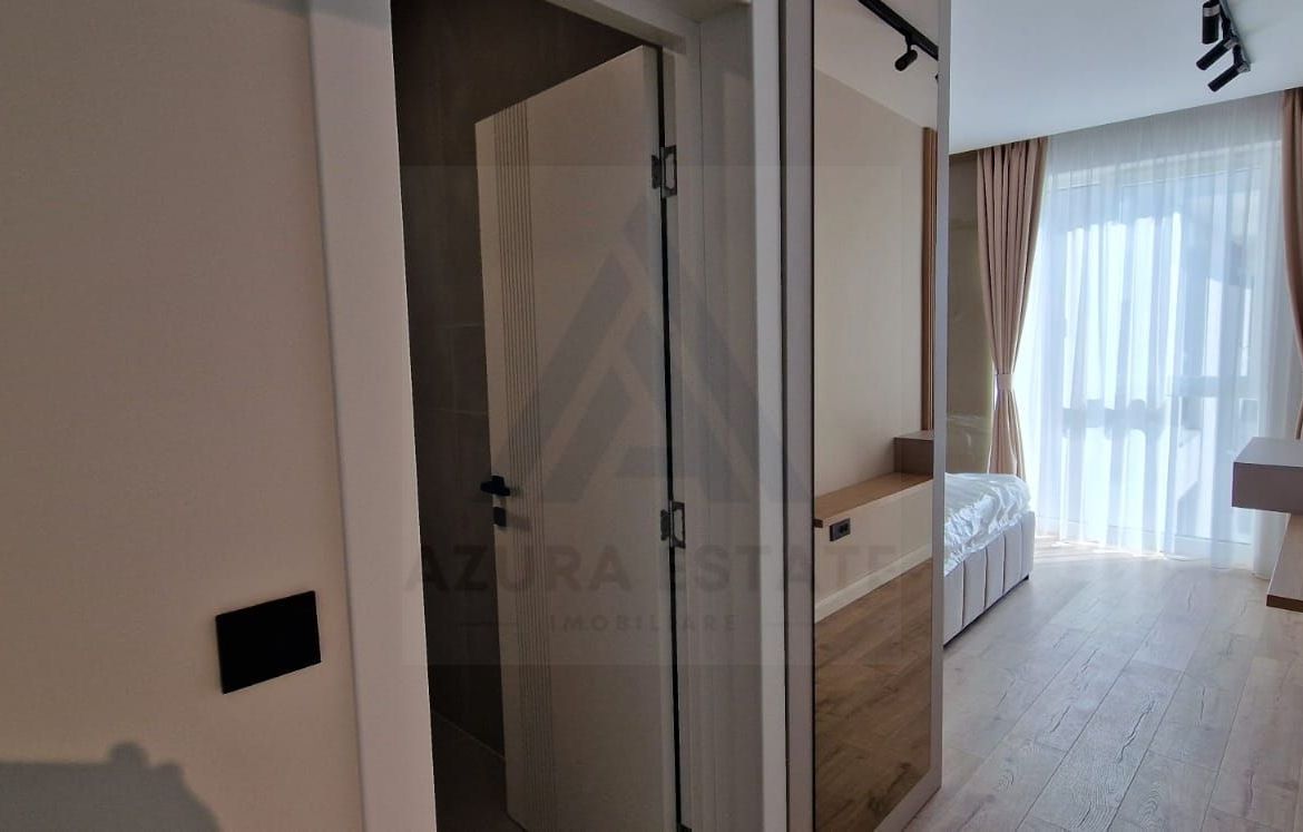 Apartament lux 80 mp utili 3 camere 2 bai si parcare subterana