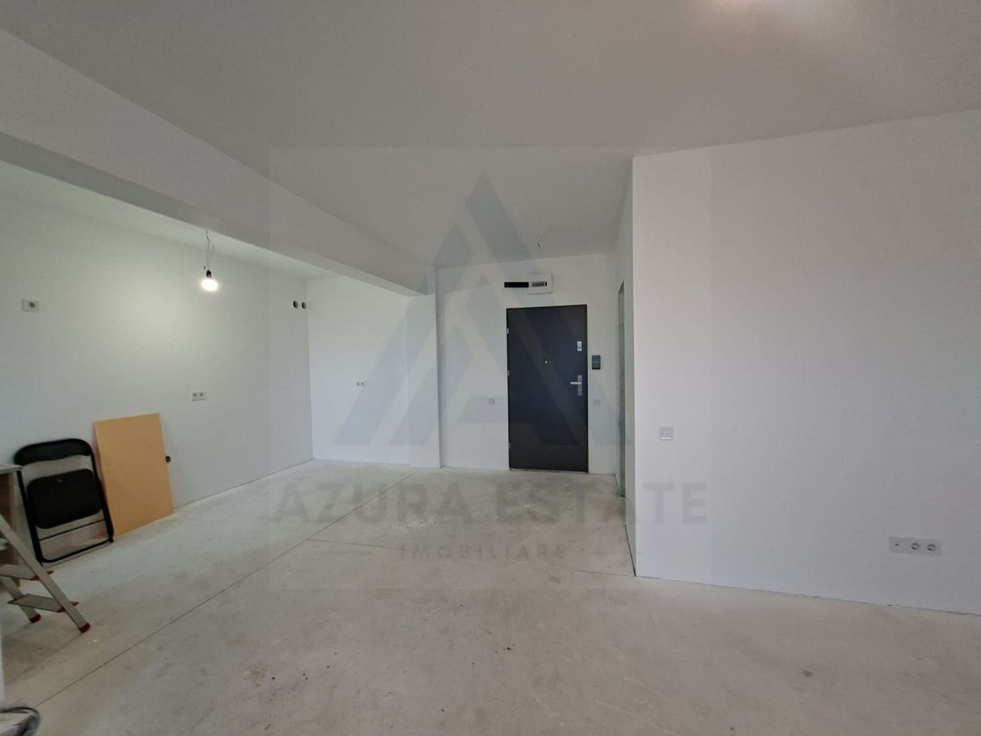 Studio 37.5 mp utili cu balcon 7.3 mp si baie generosa in zona Rahovei