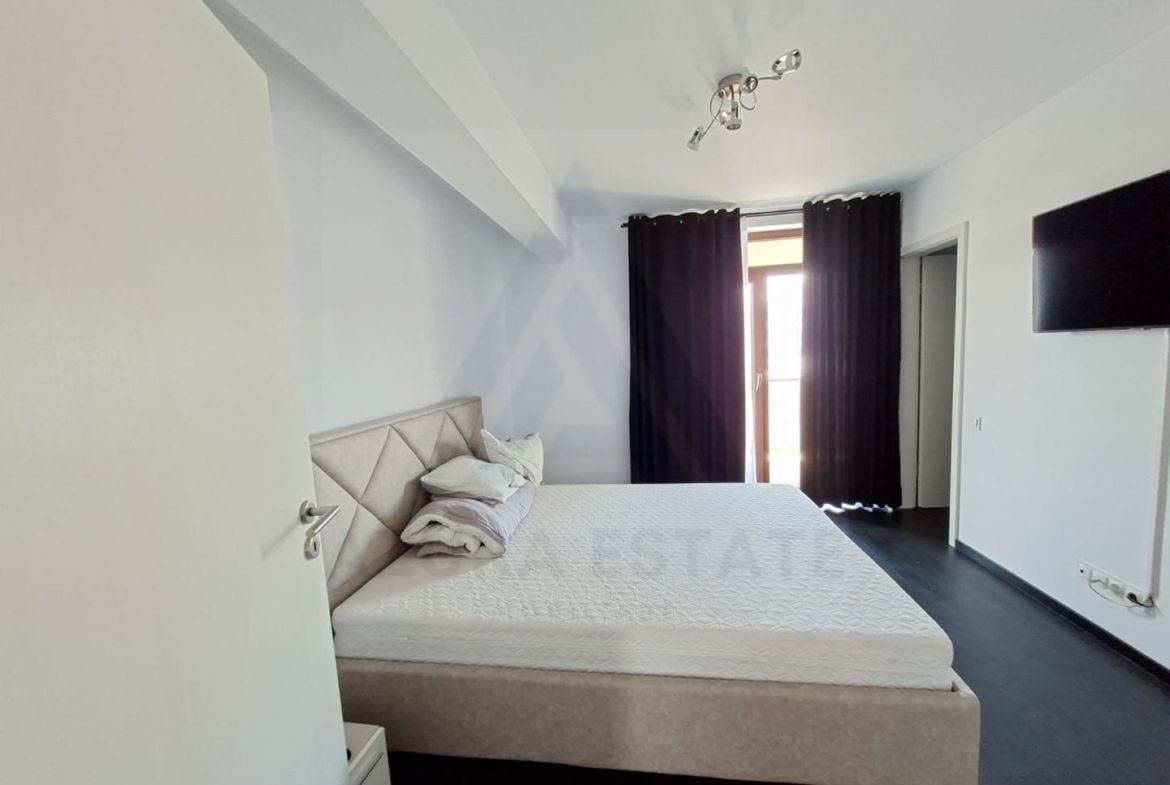 Penthouse modern 101 mp 2 bai terase 40 mp si 2 parcari pe Dna Stanca