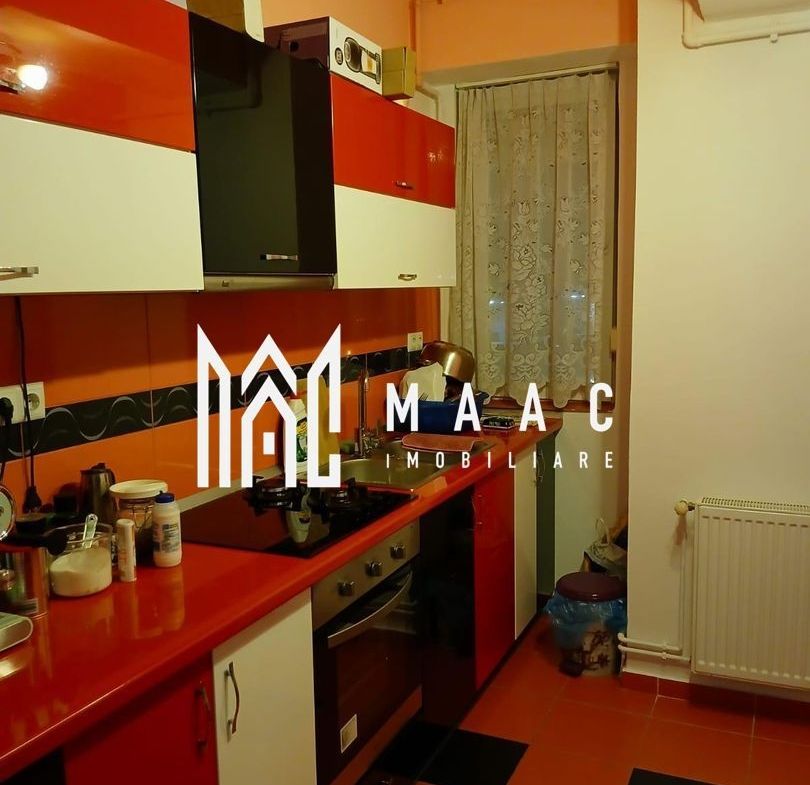 Apartament 2 Camere I Decomandat I Etaj 3 I Mihai Viteazu