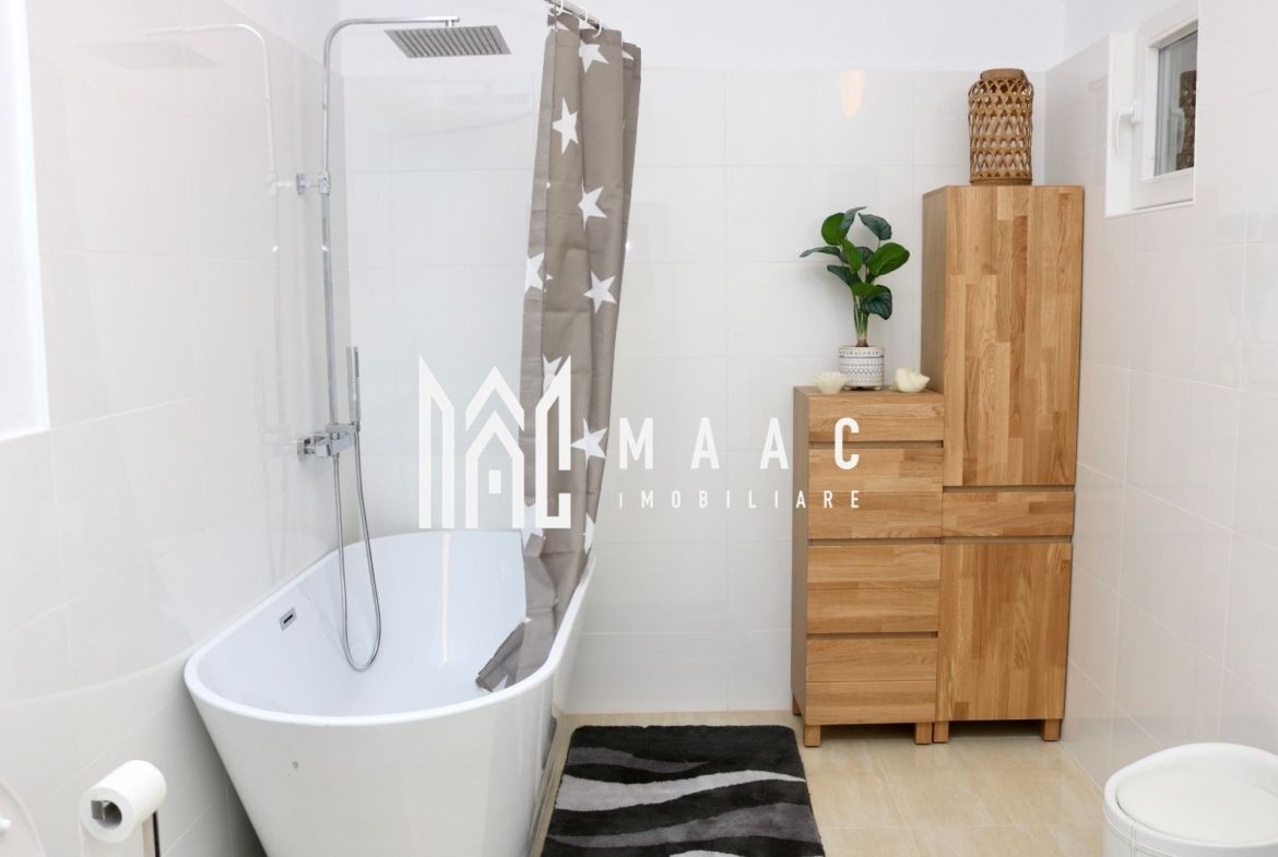 Apartament 4 camere | 2 bai | Modern | Curte | Central