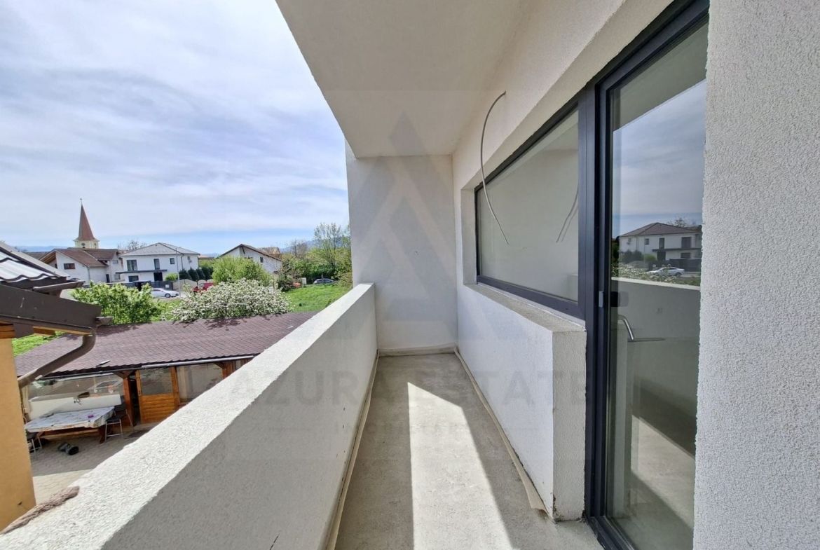Apartament 2 camere 53 mp utili etaj 1 baie cu fereastra Selimbar