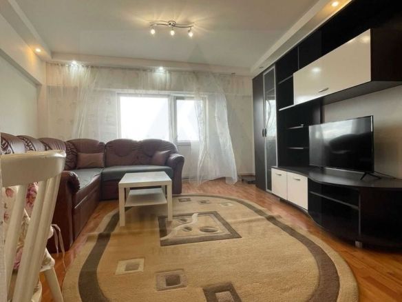 Apartament 3 camere de inchiriat