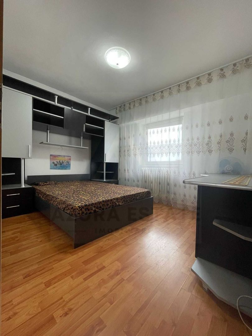 Apartament 3 camere de inchiriat