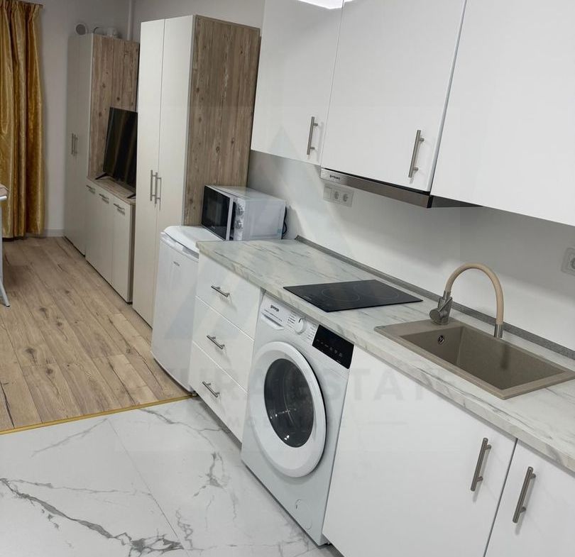 Studio complet mobilat etaj 1 zona Lazaret