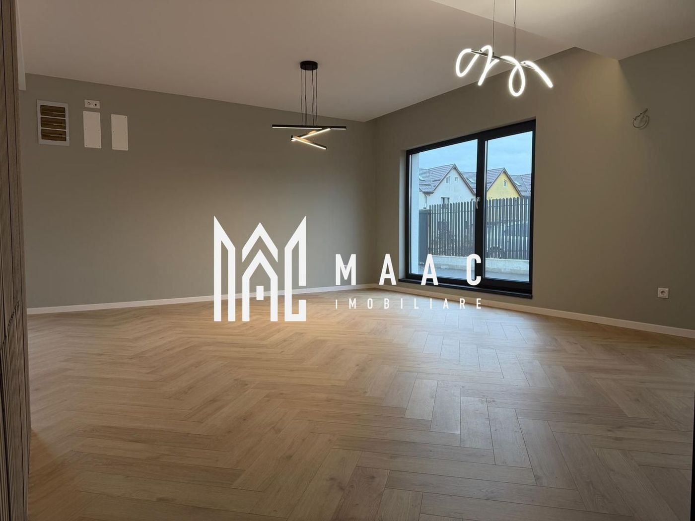 Penthouse 105 mp I Terasă 64 mp I Vedere Munți I 3 Băi I COMISION ZERO