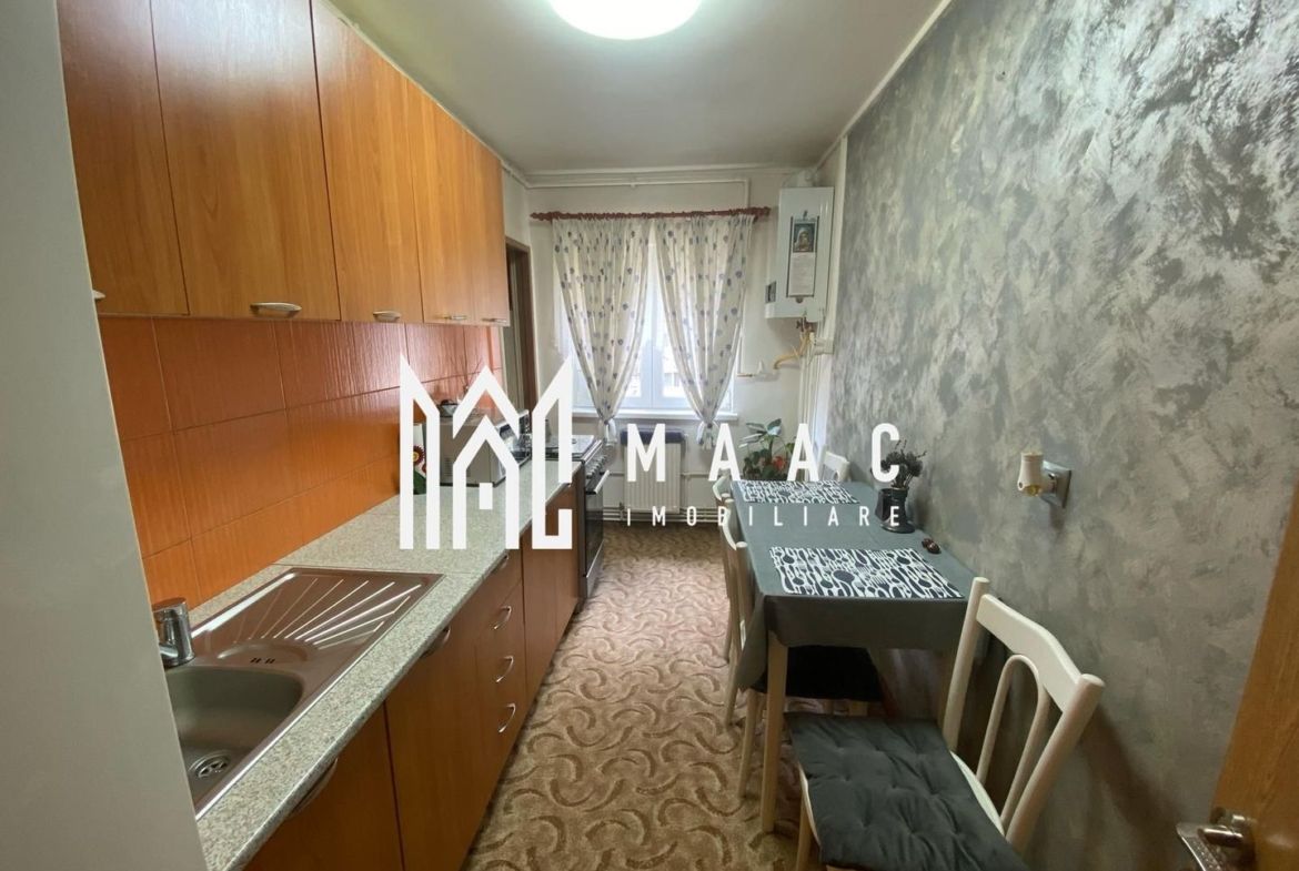 Apartament 3 camere | Etaj intermediar | Balcon | Lift | Vasile Aaron