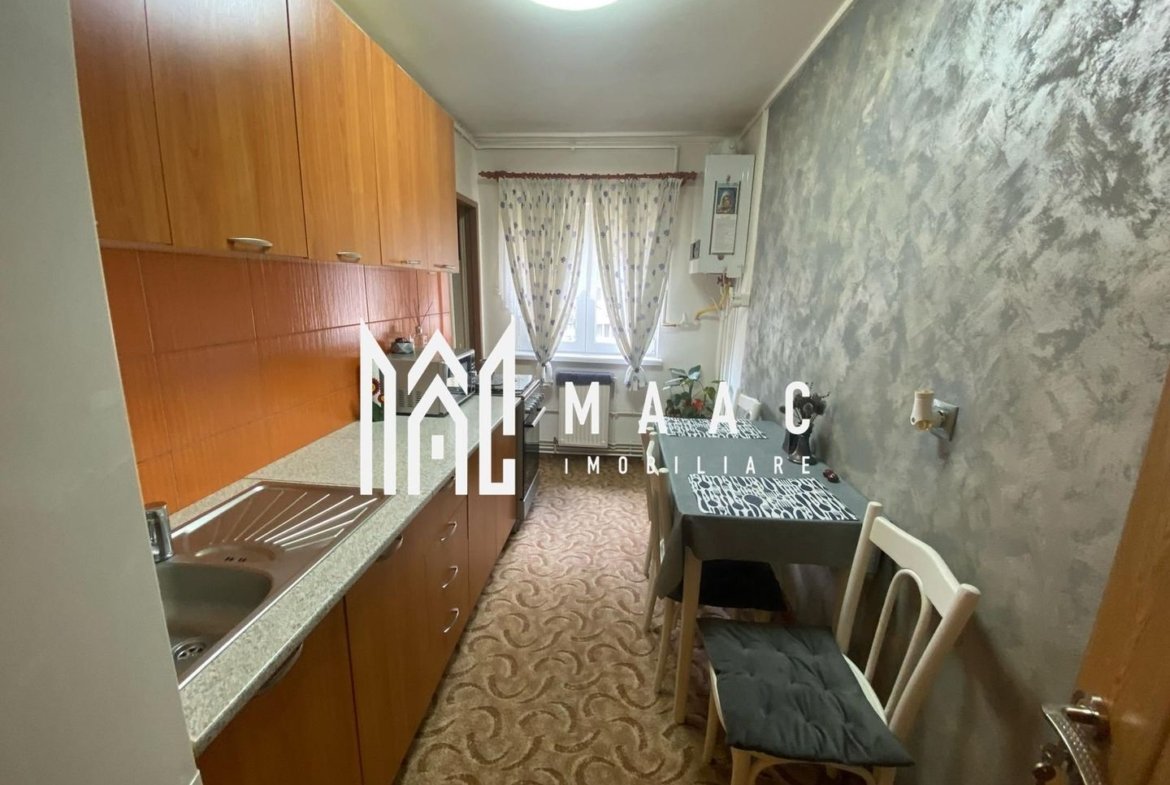 Apartament 3 camere | Etaj intermediar | Balcon | Lift | Vasile Aaron
