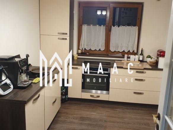 Apartament 3 camere | Etaj 2 | Balcon | Calea Cisnadiei