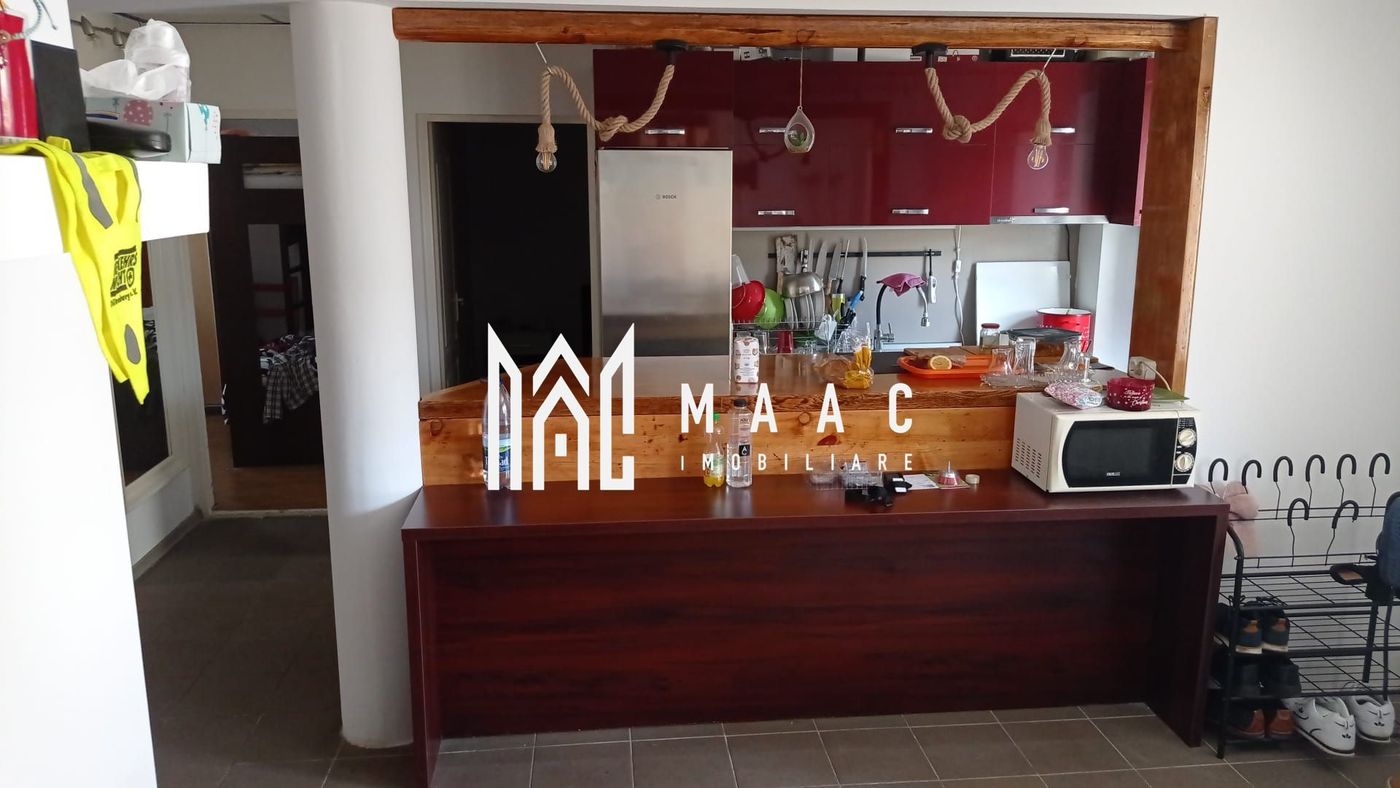 Apartament 3 camere I Curte I Spatiu comercial I Cedonia