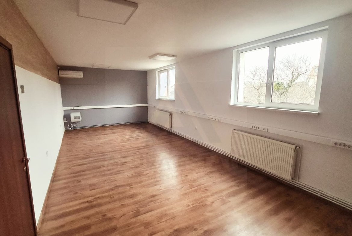 Spațiu comercial de închiriat –82 mp. – Zona B-dul Victoriei