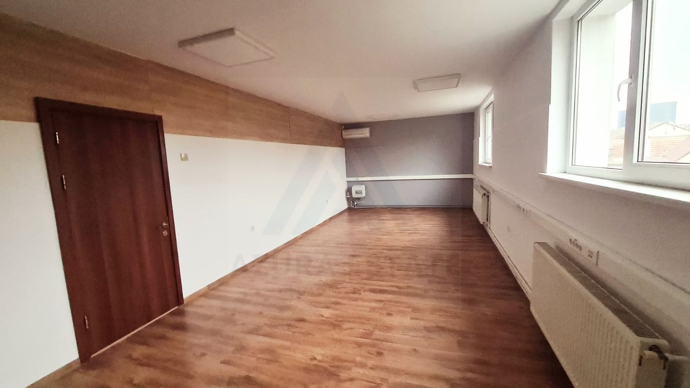 Spațiu comercial de închiriat –82 mp. – Zona B-dul Victoriei