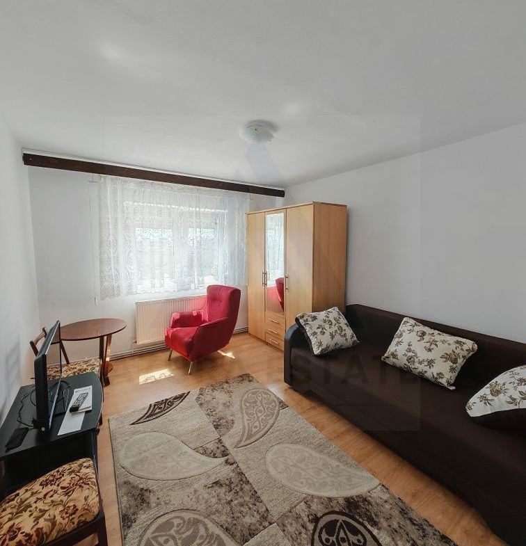 Garsonieră decomandată, renovată, 25 mp. – Cartier Vasile Aaron