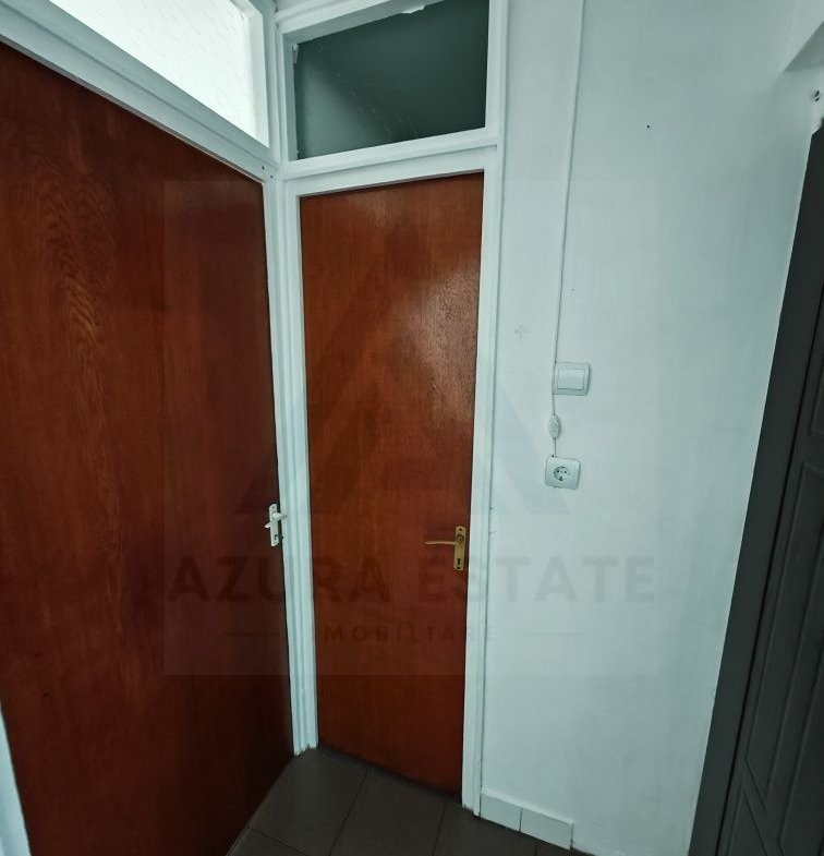 Garsonieră decomandată, renovată, 25 mp. – Cartier Vasile Aaron