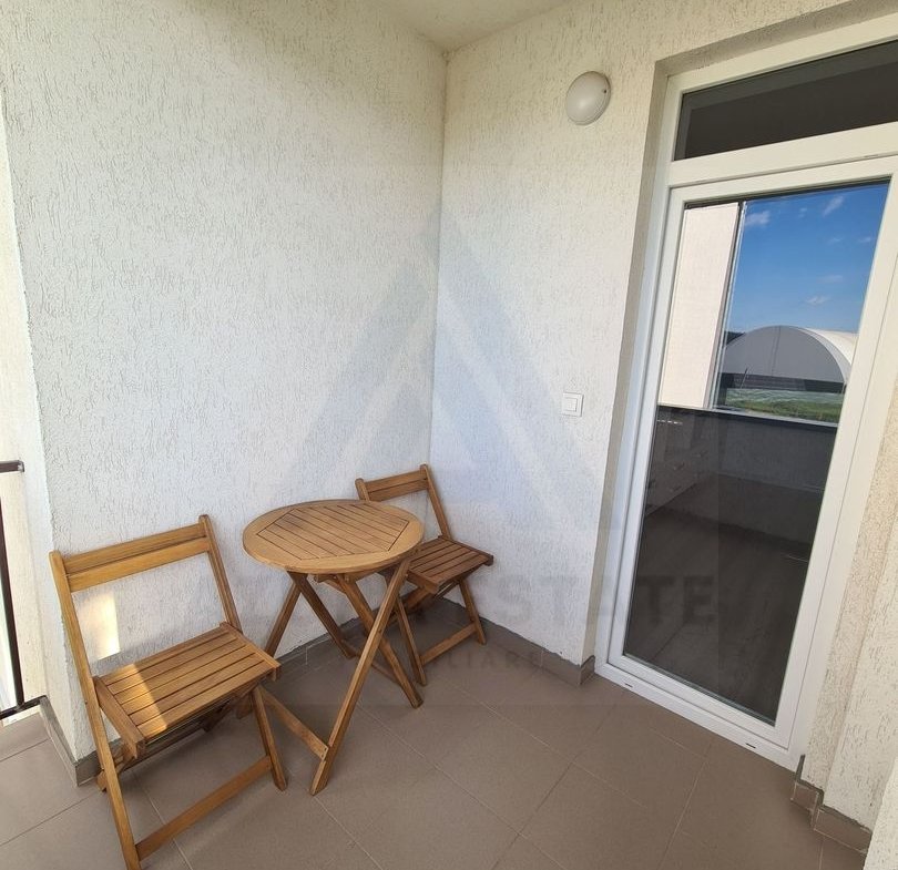 Apartament modern 57 mp utili 2 balcoane loc de parcare zona Lazaret