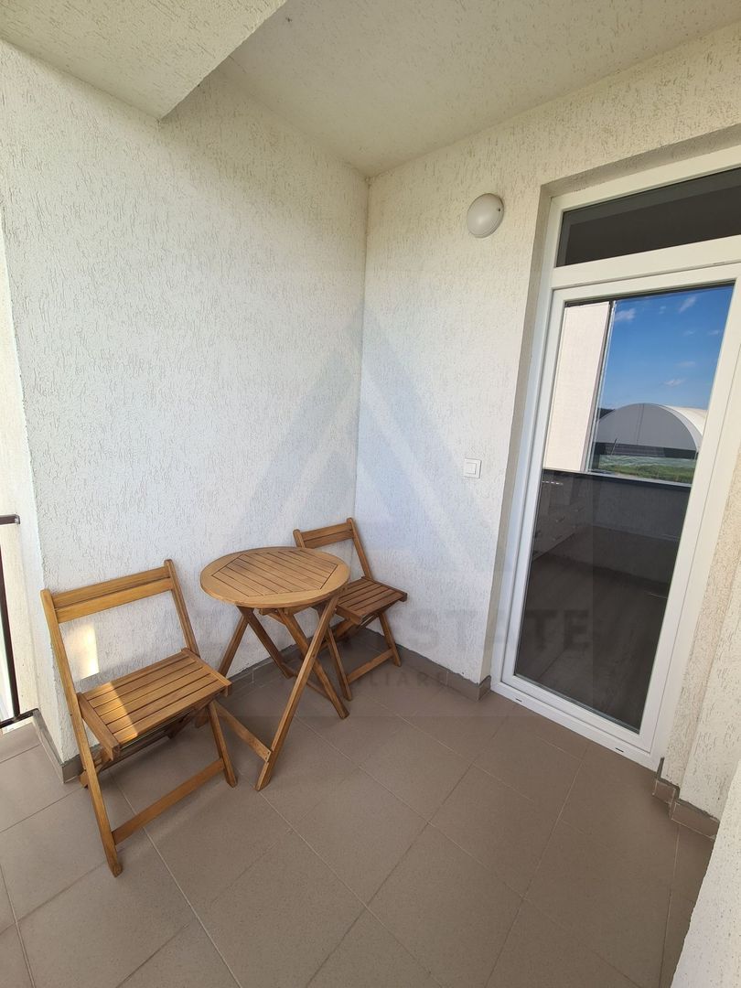 Apartament modern 57 mp utili 2 balcoane loc de parcare zona Lazaret