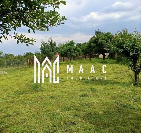 Teren 400 mp în Poplaca | Priveliște frumoasă și zonă de case