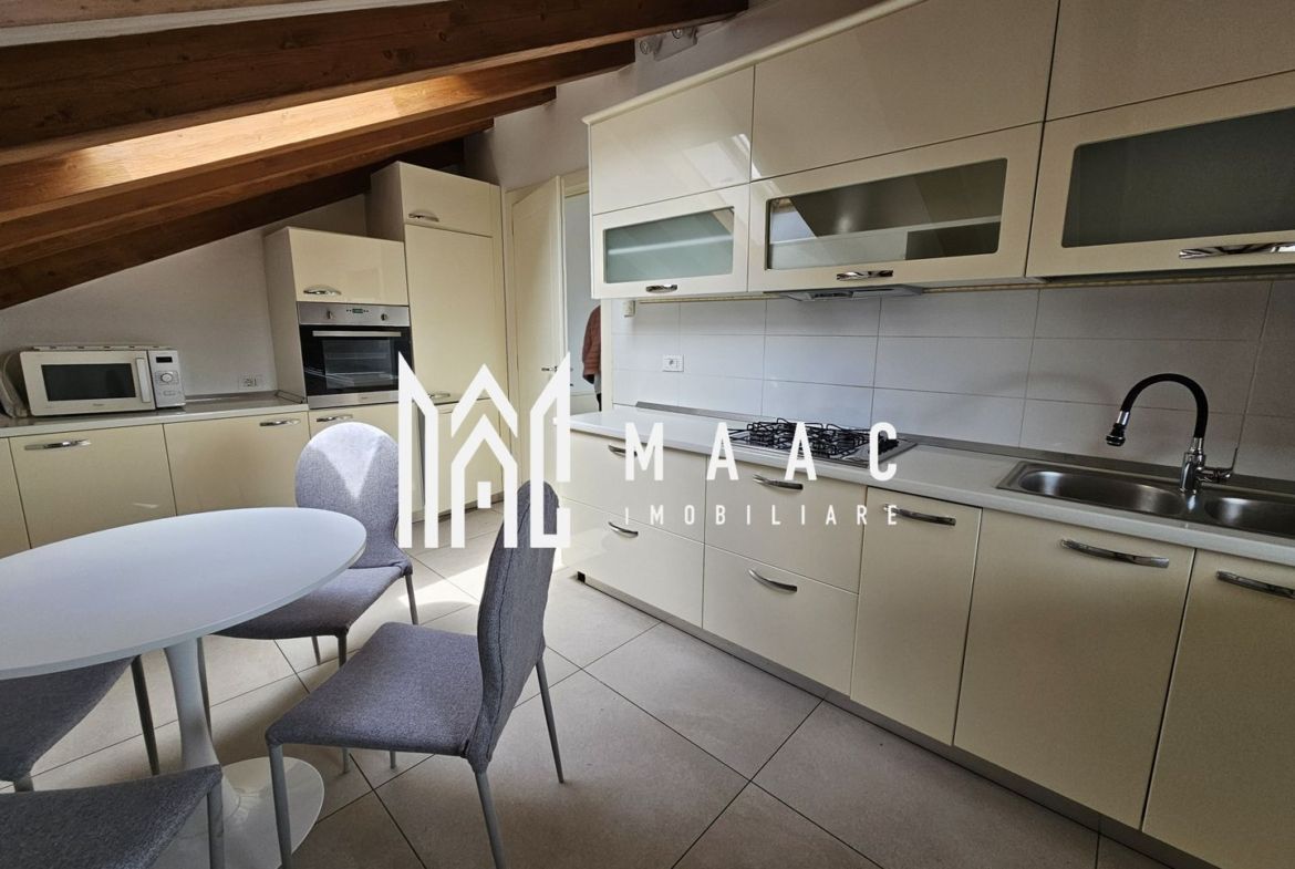 Apartament 3 camere | Etaj 4 | Lift | Calea Dumbravii