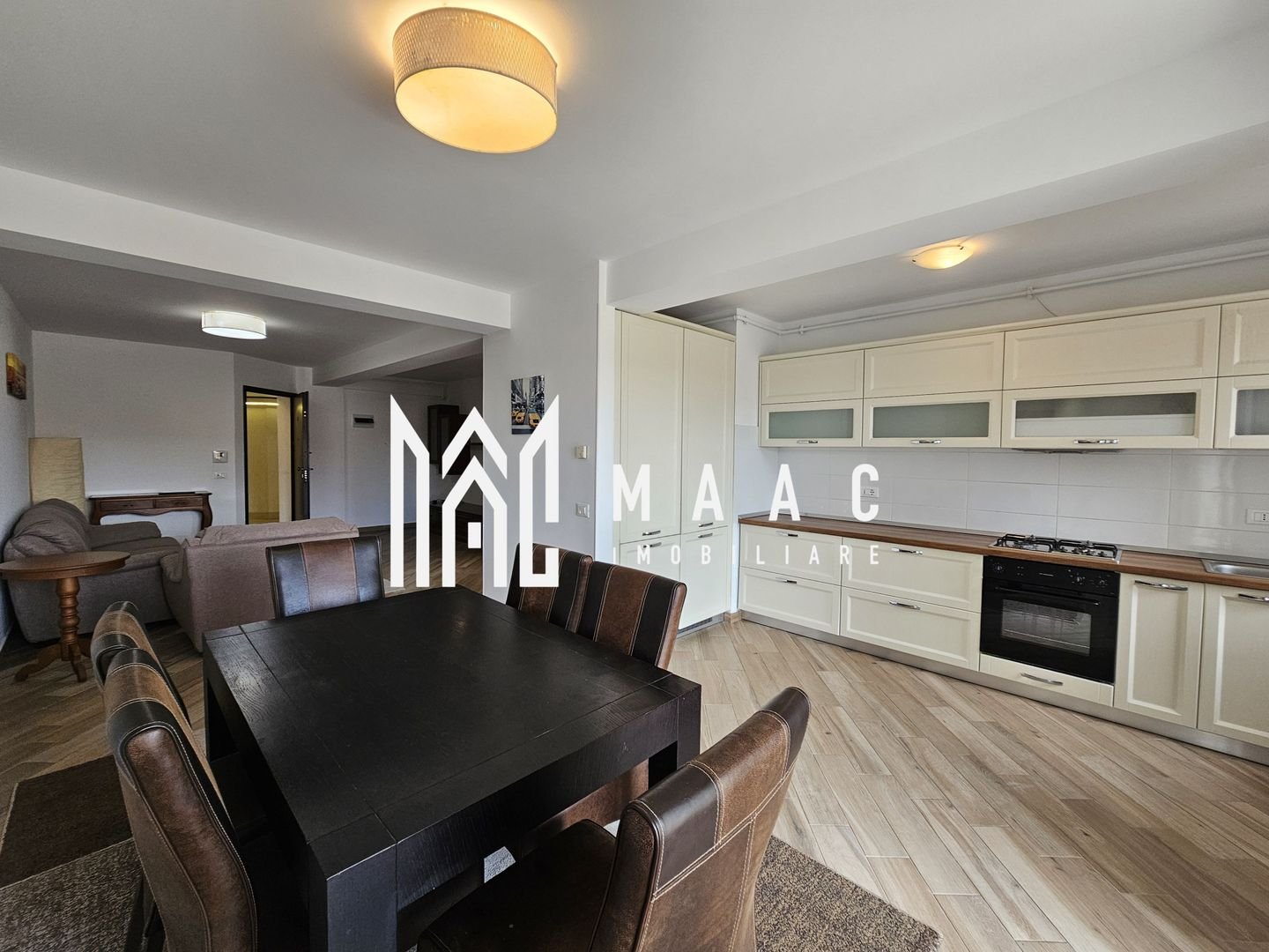 Apartament 3 camere | Etaj 2 | Lift | Calea Dumbravii