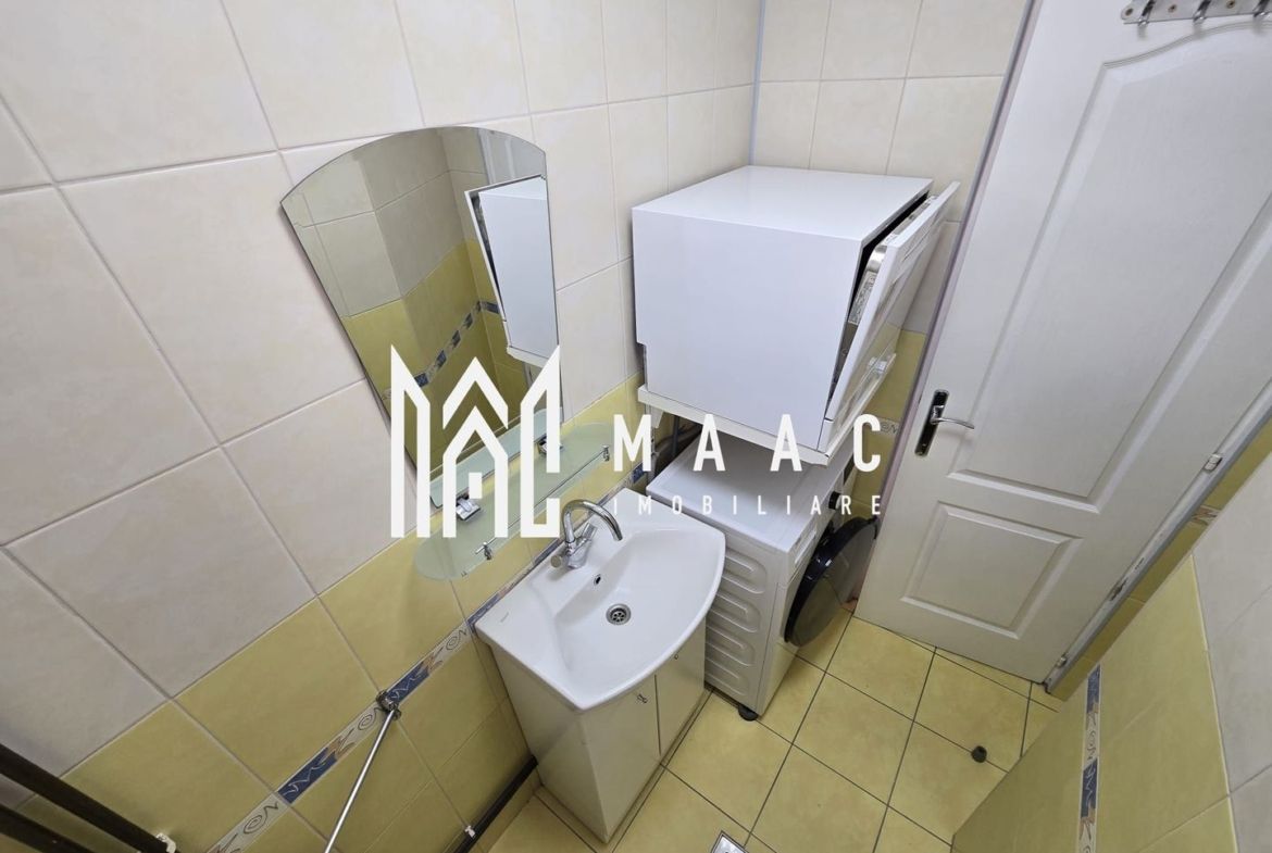 Apartament 3 camere decomandate 2 bai etaj 3 Zona Terezian