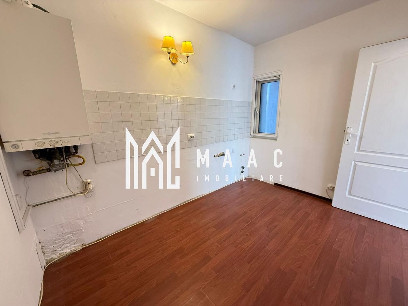 Spatiu comercial/ birouri | Etaj 1 | 80MP | Sub Arini